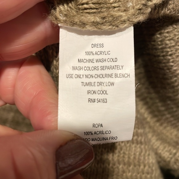 Jessica Simpson sweater dress - Picture 8 of 8